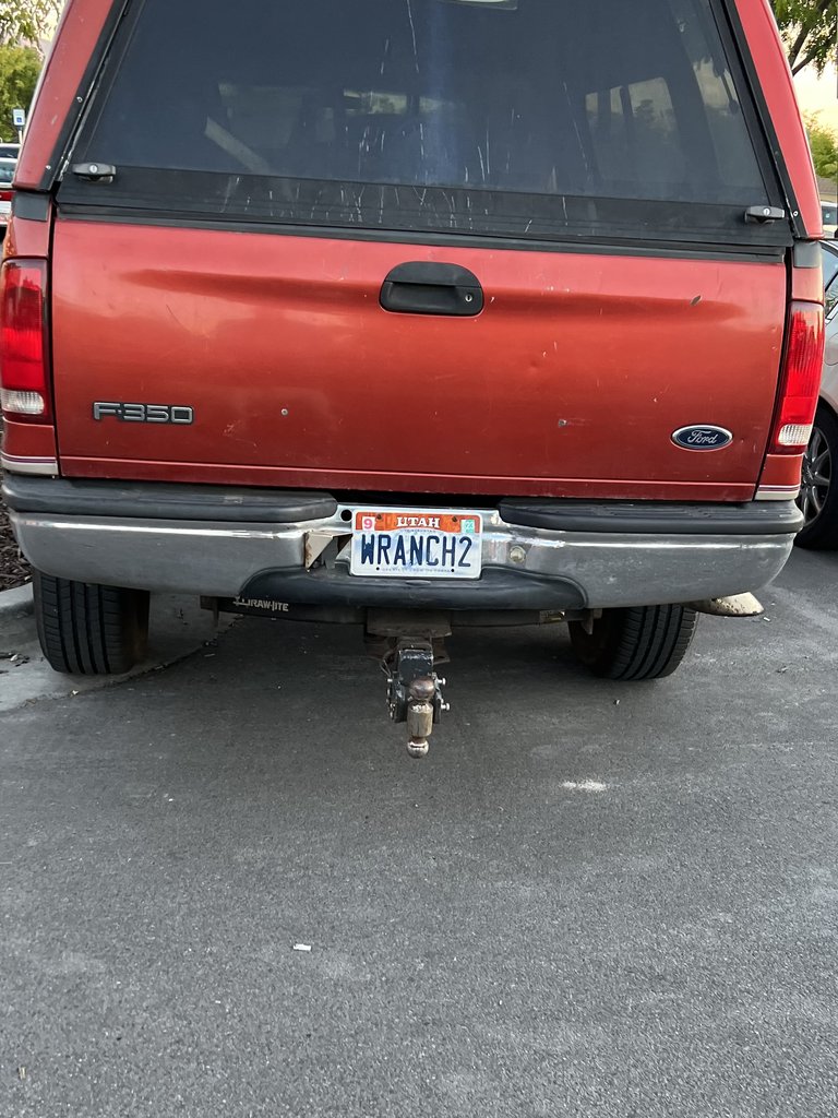 License plate: WRANCH2