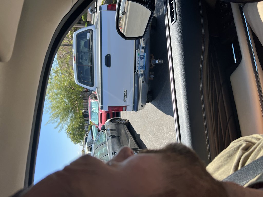 License plate: WE RNCH