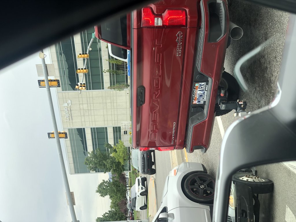 License plate: MULIPARK