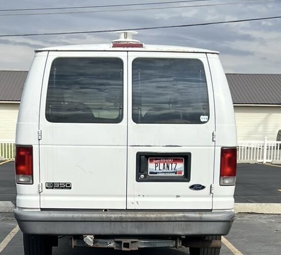 License plate: PLANTZ