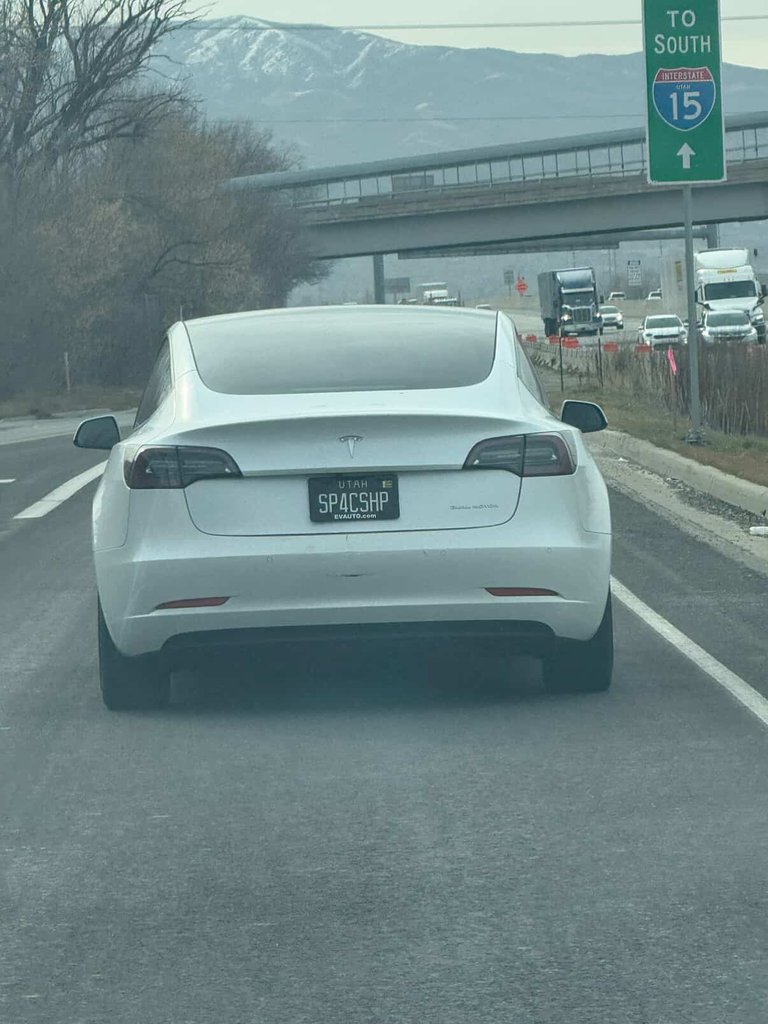 License plate: SP4CSHP