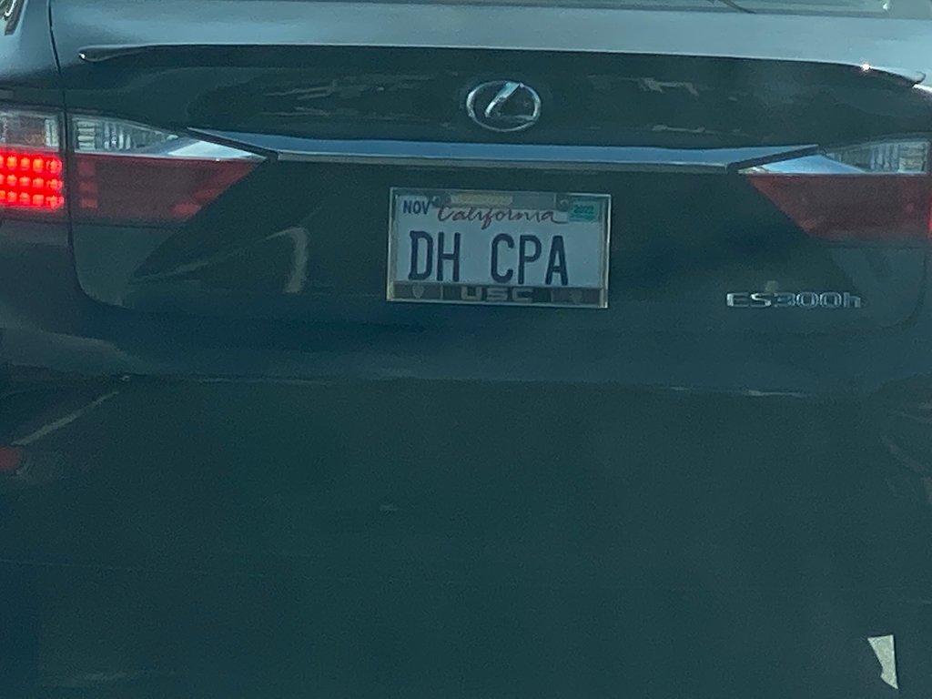 License plate: DH CPA