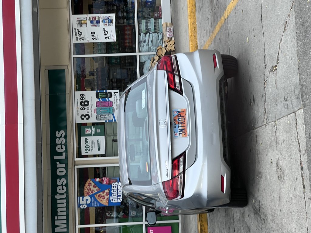 License plate: 3NTROPY