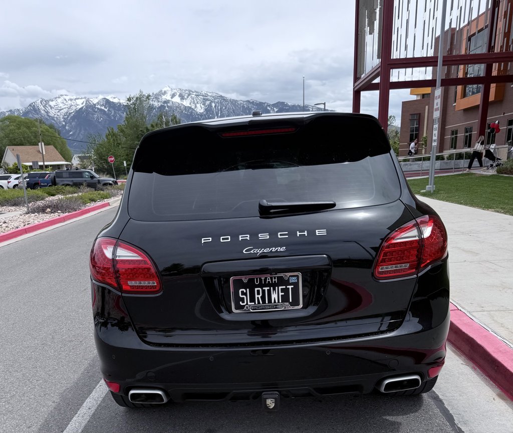 License plate: SLRTWFT